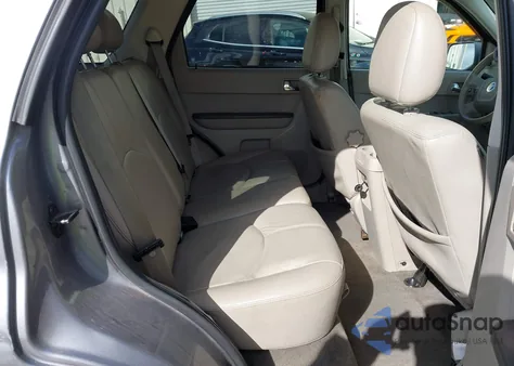 2008 Mercury Mariner Premier z USA, uszkodzony, nr VIN 4M2CU87198KJ49595